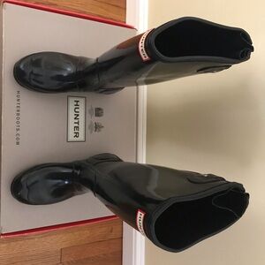 Black Adjustable Tall Hunter Boots